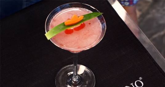 French Martini – Cocktail House – Quarta Puntata