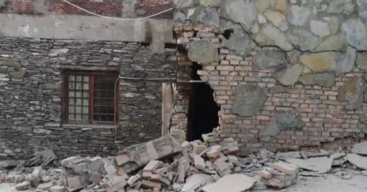Cina, forte terremoto nel Sichuan: ci sono morti e feriti