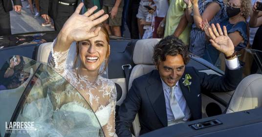 Più felici che mai, Miriam Leone e Paolo Carullo si sono sposati: ecco le foto