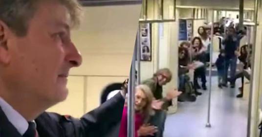 Il capotreno annuncia commosso che è il suo ultimo viaggio prima della pensione: il video diventa virale