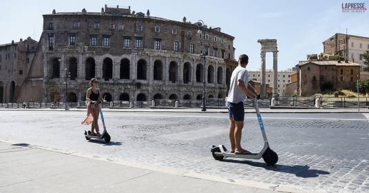 Le regole per bici e monopattini: cosa prevede il nuovo codice della strada