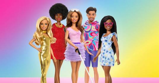 La Mattel presenta la prima Barbie Fashionista non vedente