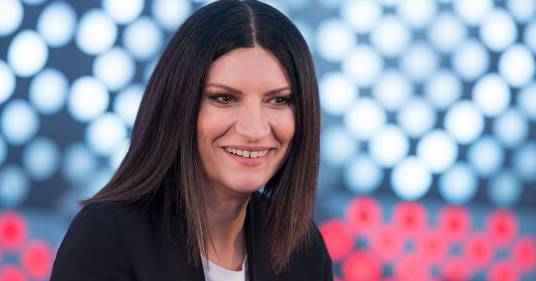 Laura Pausini: “faccio la cantante con molta voglia di cantare e di condividere”