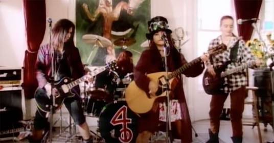 4 Non Blondes: compie 30 anni “What’s Up?”