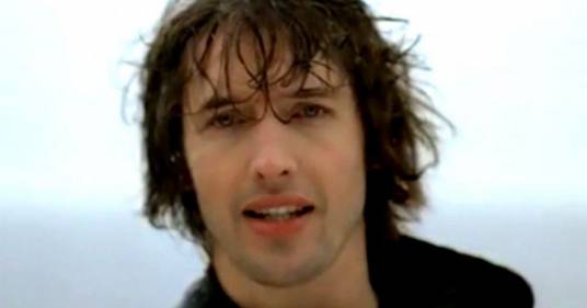 James Blunt: compie 18 anni “You’re Beautiful”