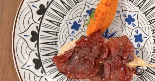 Saltimbocca di pollo con bresaola e purea di carote – Alessandro Borghese Kitchen Sound – KIDS