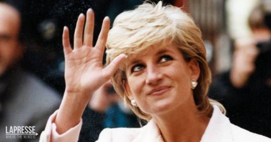 The Crown, sceneggiatrice lascia la serie: “Non hanno rispetto per Lady Diana”