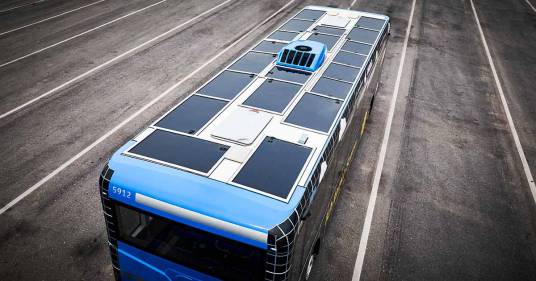 Il futuro del trasporto pubblico: a Monaco arrivano i primi bus dotati di pannelli solari