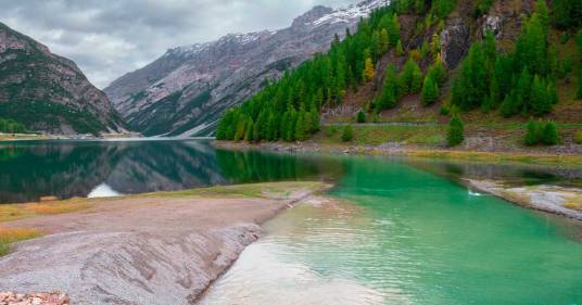 Emergenza siccità: le impressionanti immagini del lago di Livigno “scomparso”