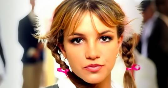 Britney Spears: compie 25 anni “…Baby One More Time”