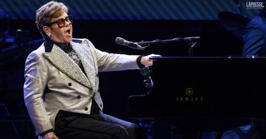 Elton John ha messo in vendita la sua casa da 5 milioni di dollari ad Atlanta: ecco le foto