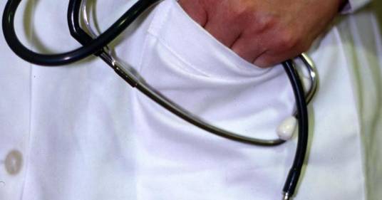 “All’estero stipendio triplo ma resto in Italia”: il medico dice no a offerta super