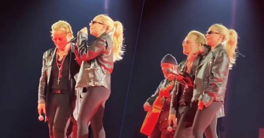 Lady Gaga e gli U2 cantano insieme “Shallow” al The Sphere: il duetto da brividi