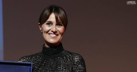 Paola Cortellesi fa la storia: “C’è ancora domani” supera i 20 milioni di incassi, come lei solo altri 7 registi italiani