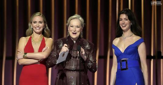 Meryl Streep, Emily Blunt e Anne Hathaway di nuovo assieme: l’iconico trio de “Il diavolo veste Prada” si riunisce sul palco dei SAG Awards 2024