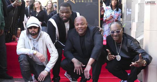 Dr. Dre riceve la stella alla Walk of Fame: la reunion con Eminem, 50 Cent e Snoop Dogg