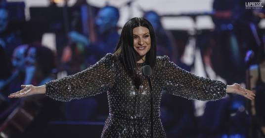 Laura Pausini su una possibile conduzione al Festival 2025: “Sanremo? Lo amerò per sempre, ma…”