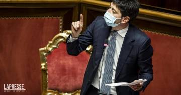 Divieti per i non vaccinati e Green Pass rafforzato: le ipotesi sul nuovo decreto