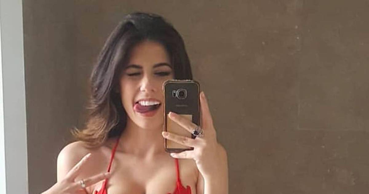 Ines Trocchia  incredibile la foto in bikini su Instagram