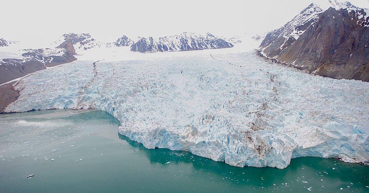 Il ghiacciaio scomparso la foto 104 anni dopo  scioccante