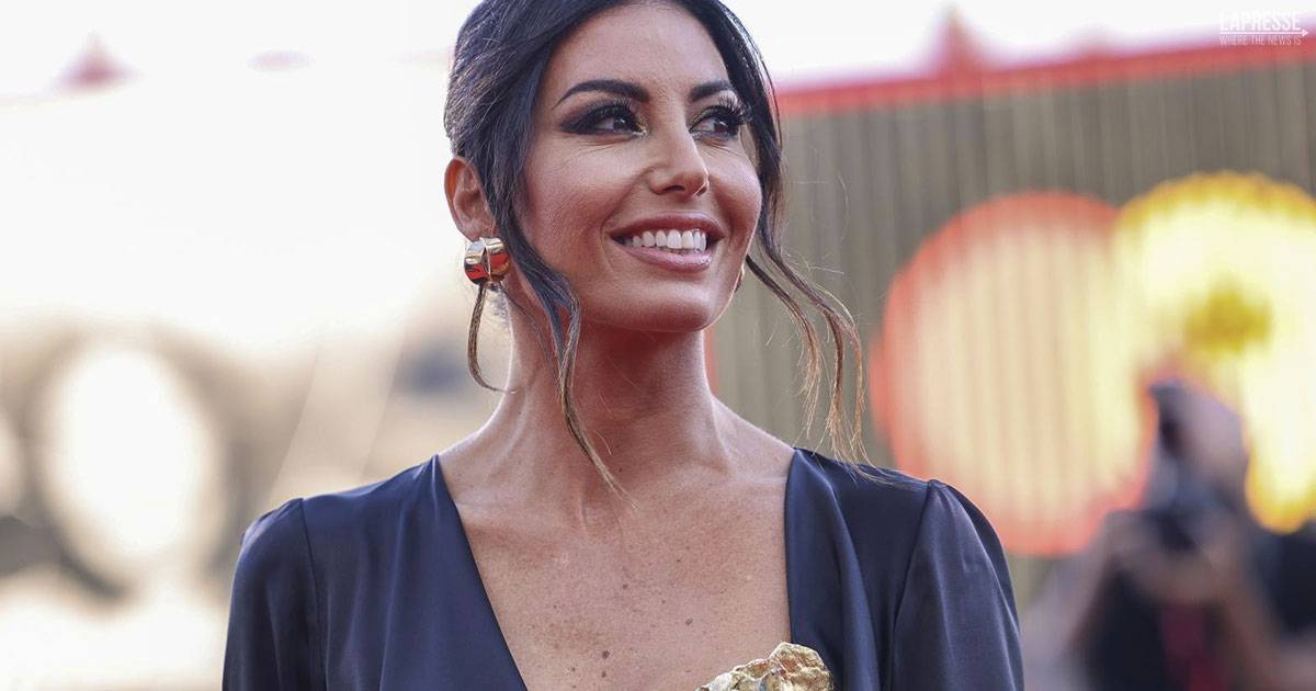 Il top  troppo corto Elisabetta Gregoraci  un sogno