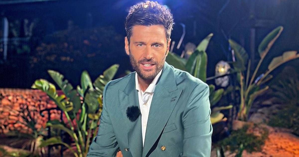 Filippo Bisciglia racconta cosa gli dicono le fidanzate di Temptation Island quando entra nel loro villaggio