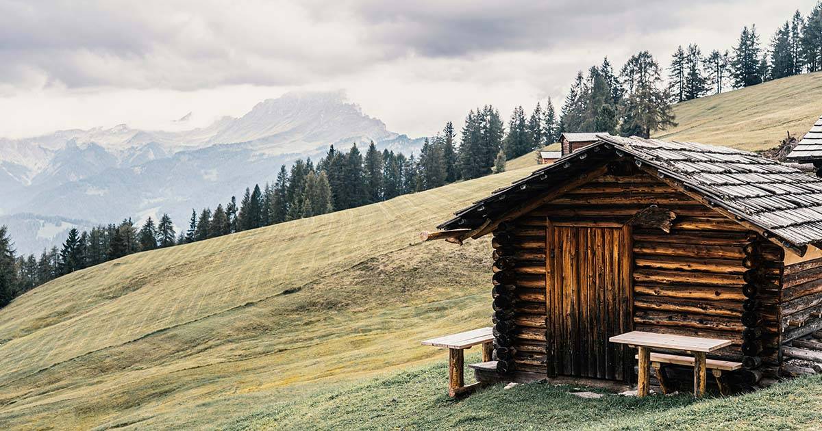 30 mila euro a chi si trasferisce in montagna liniziativa di una regione italiana contro lo spopolamento