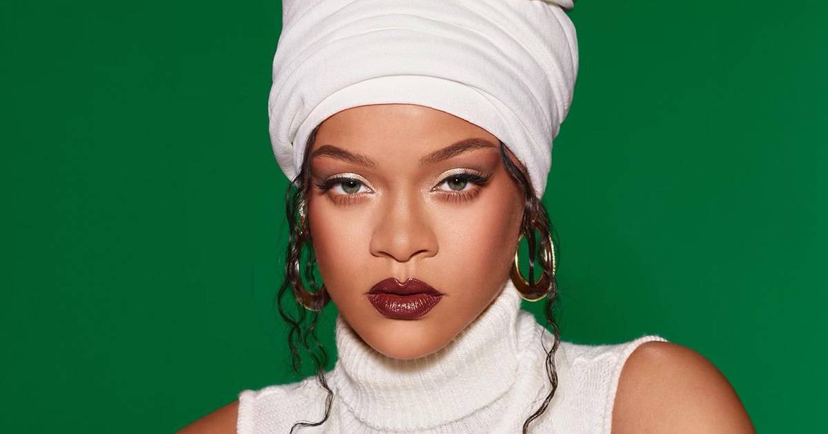 Rihanna  ufficialmente lartista pi certificata nella storia della musica