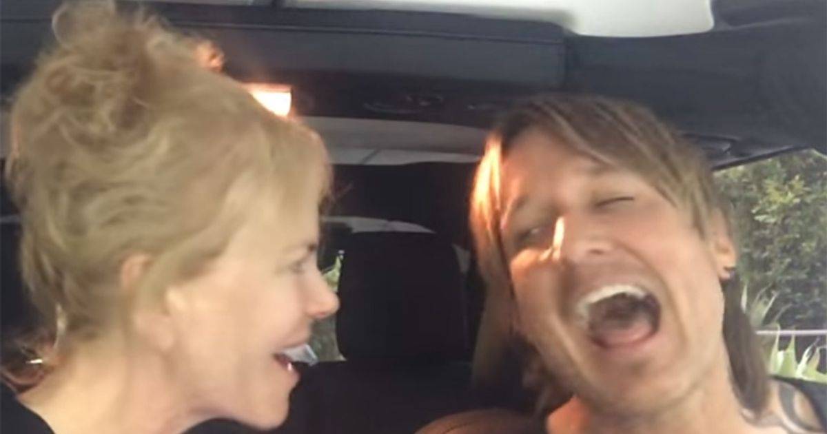 Duetto canoro in auto per Nicole Kidman e il marito