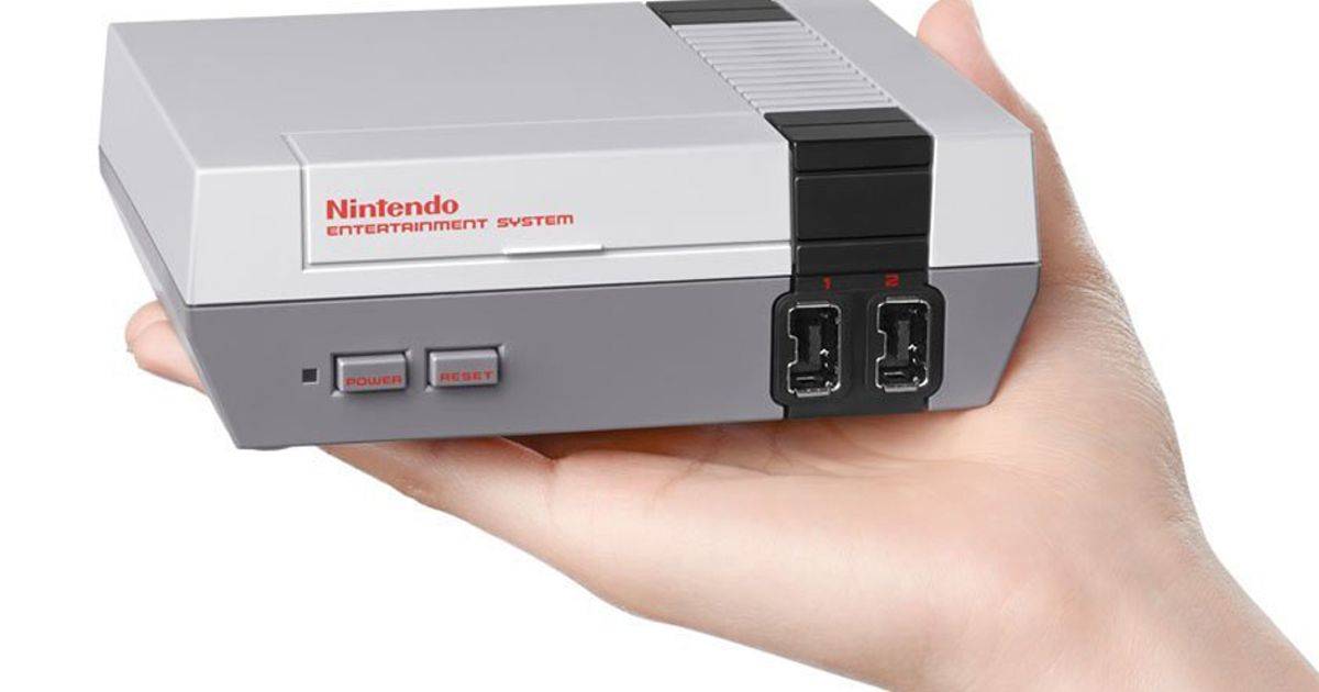 Nintendo NES in arrivo in questi giorni la console pi prenotata