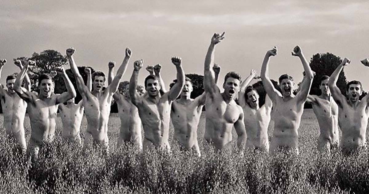 Canottieri nudi per beneficenza Instagram gli riapre l8217account