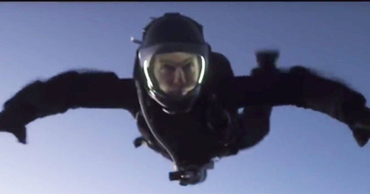La vera Mission Impossible di Tom Cruise Halo Jump da 7000 metri
