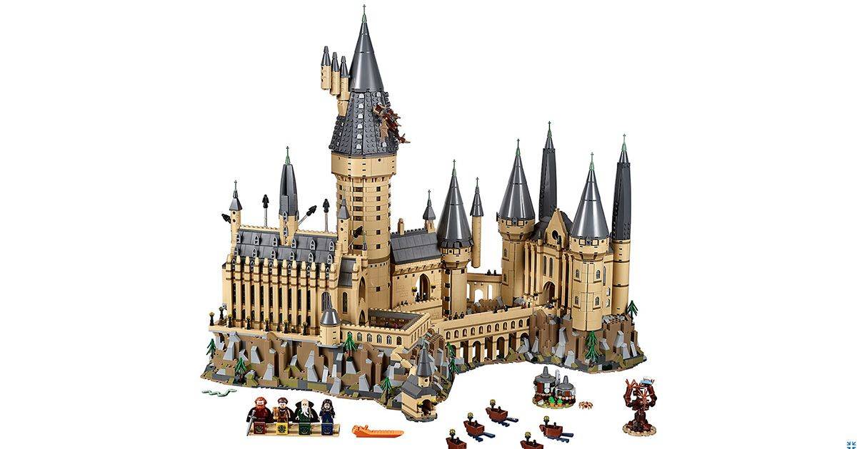 Lego arriva il castello di Hogwarts integrale da 6020 pezzi