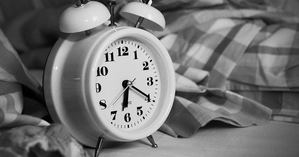 La sveglia presto fa male alla salute