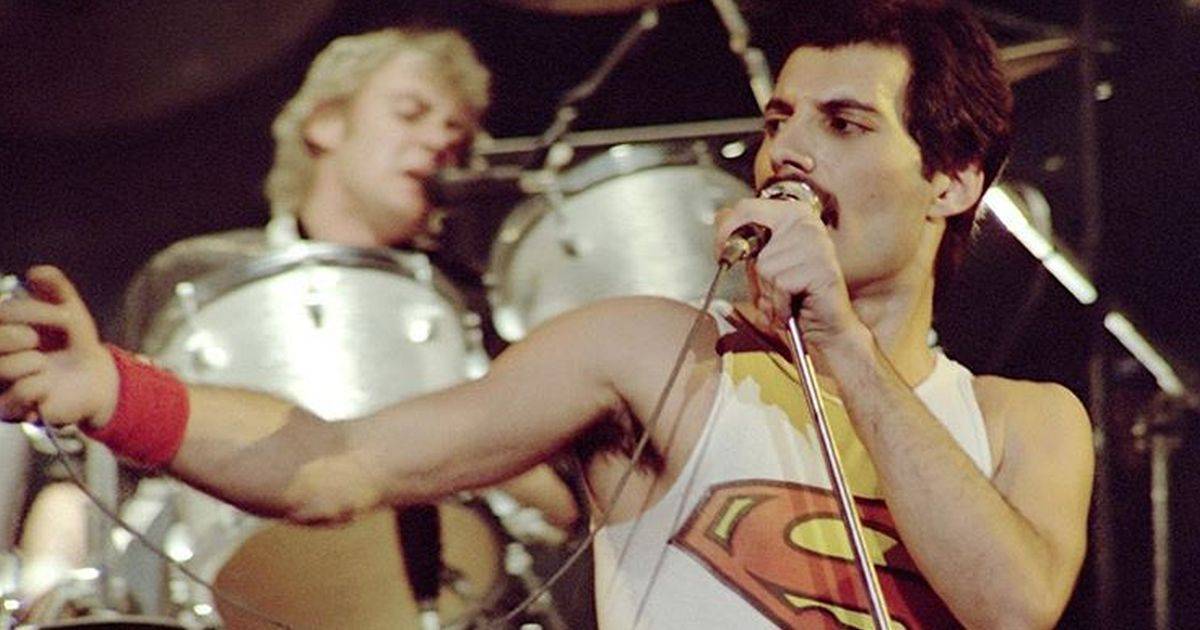 Perch Freddie Mercury non si fece mettere a posto i denti