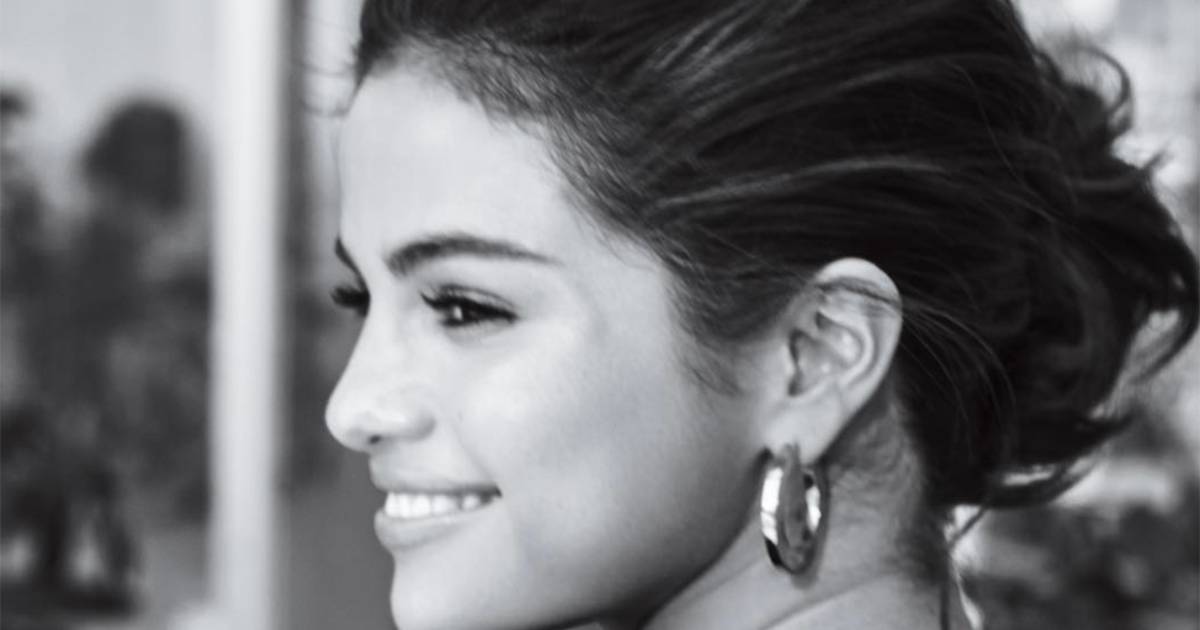 Selena Gomez nuovamente ricoverata fan in ansia per lei
