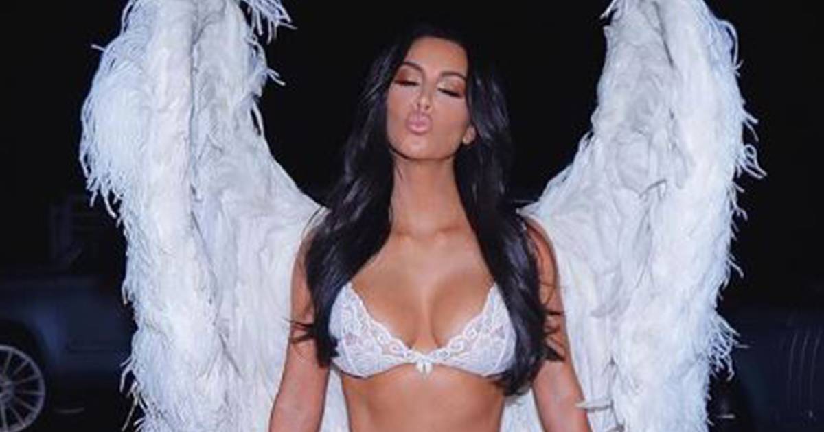 Kim Kardashian il sexy costume su Instagram infiamma i fan