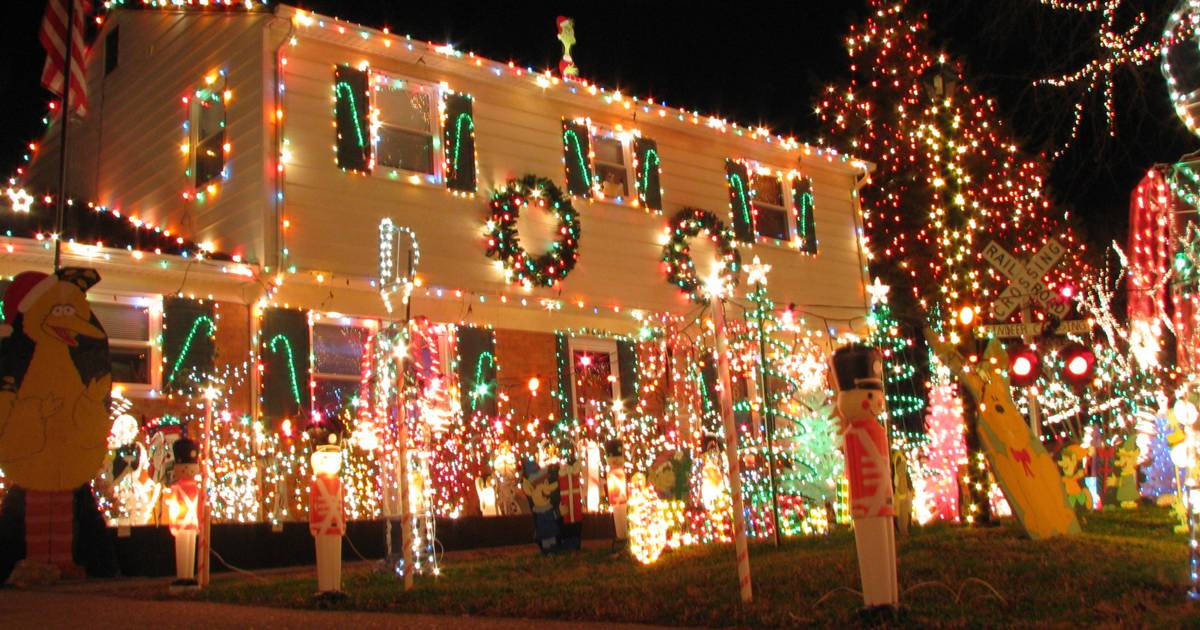 Uno spettacolo di luci le migliori luminarie di Natale delle case americane