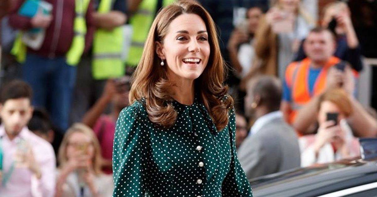 Kate Middleton perfetta in abito bonton che sia una frecciatina a Meghan Markle