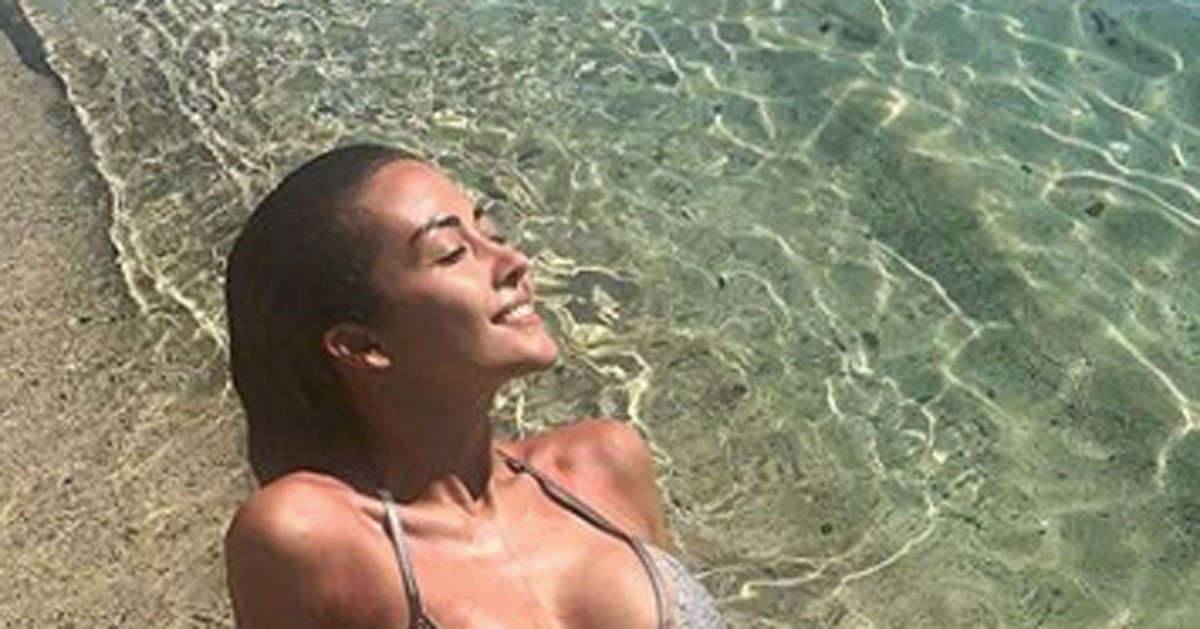 Giorgia Palmas in bikini su Instagram  bellissima