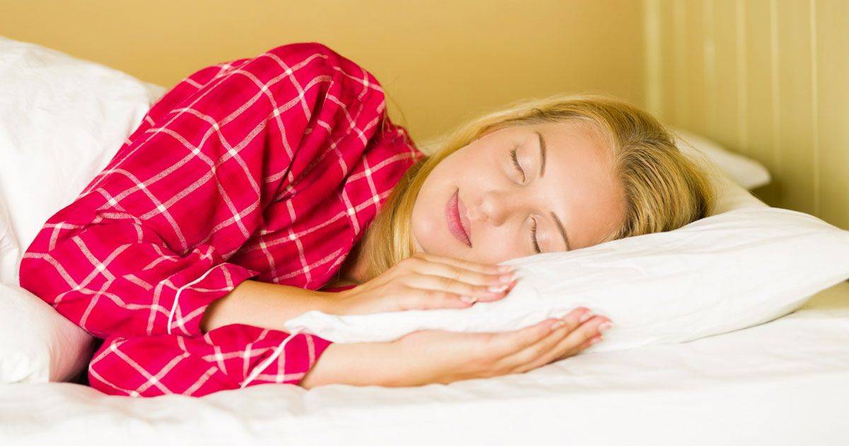 La scienza conferma le donne devono dormire di pi degli uomini