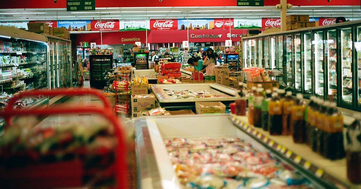 Sale e zucchero sono i prodotti pi difficili da trovare nei supermercati