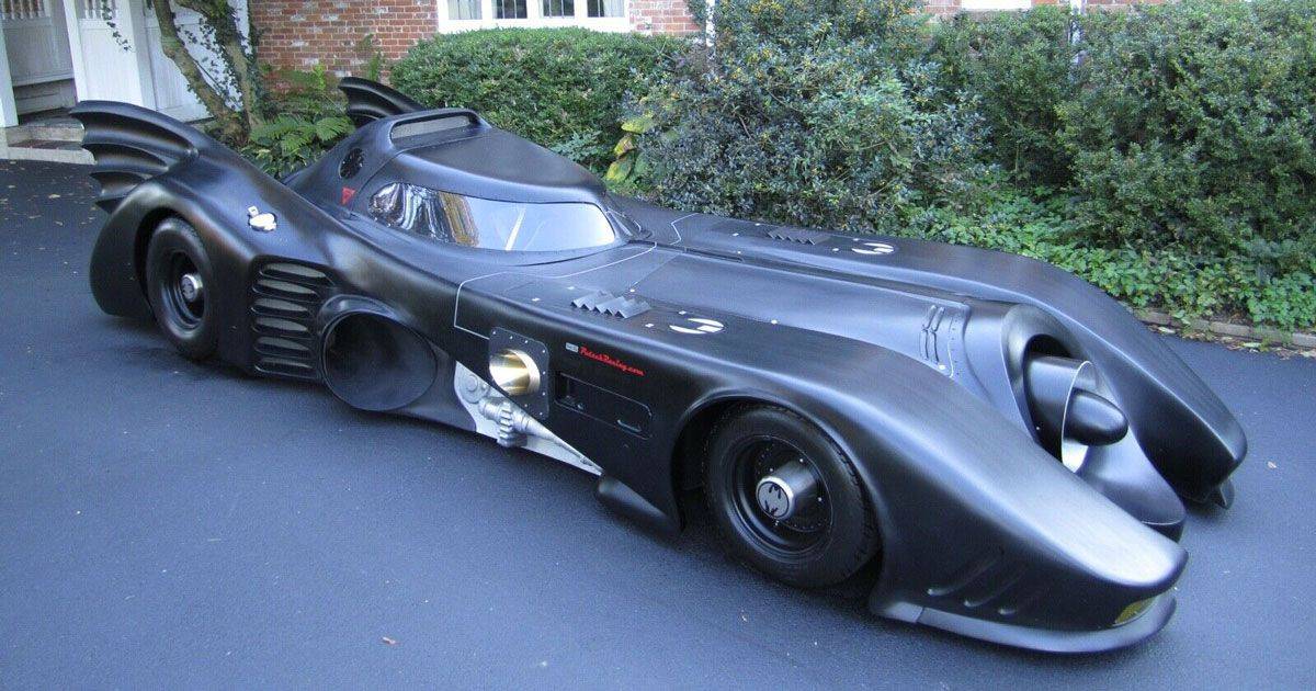Su eBay c una copia della Batmobile perfettamente funzionante