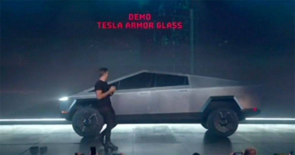 Tesla svela il pickup indistruttibile ma i vetri si frantumano alla presentazione