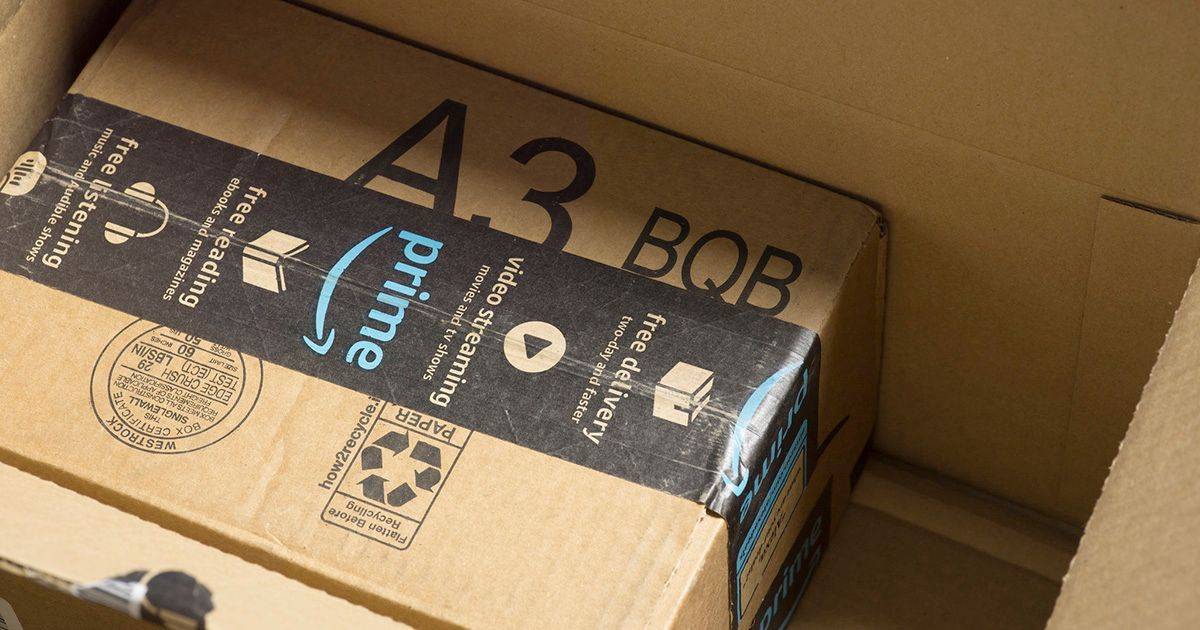 Amazon ordini consentiti solo per beni essenziali