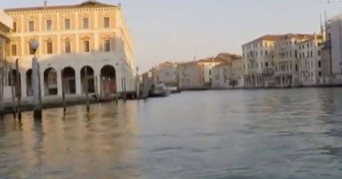 Venezia deserta alle prime ore dellalba il video