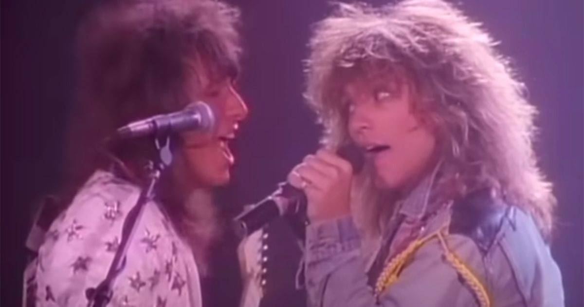 Bon Jovi You Give Love a Bad Name compie 35 anni