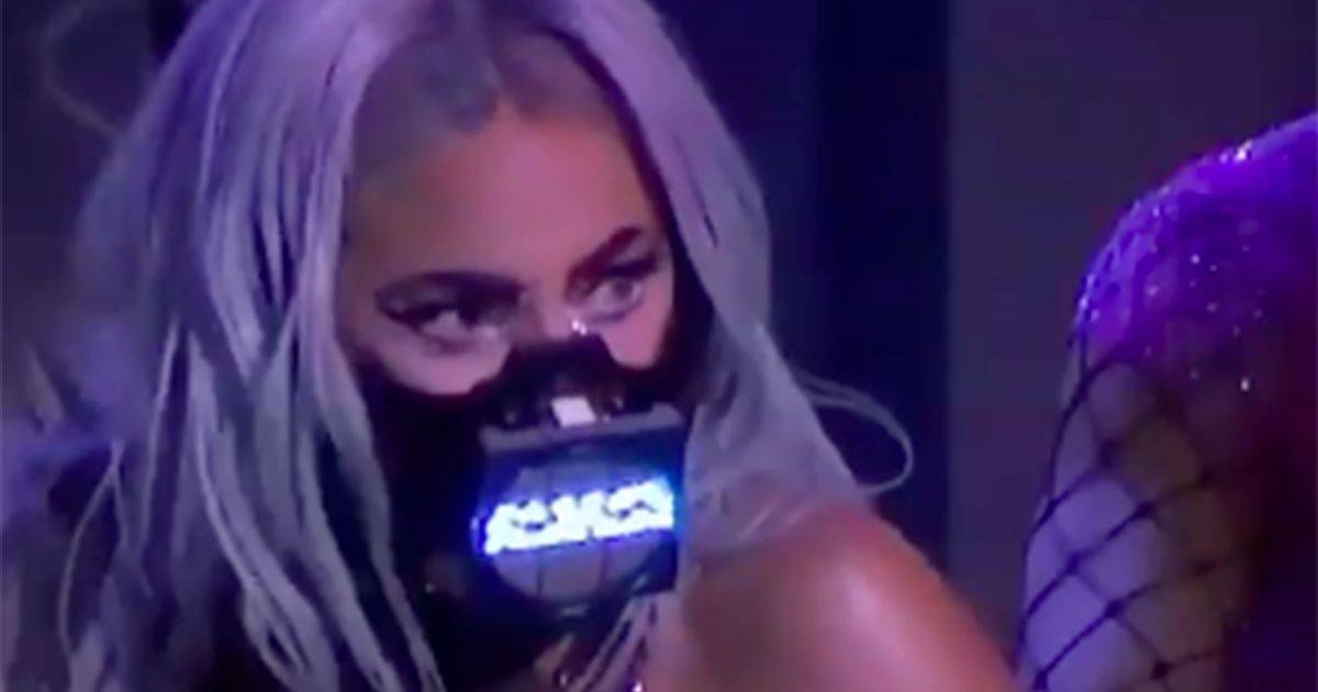 MTV Video Music Awards 2020 Lady Gaga canta per 9 minuti con la mascherina