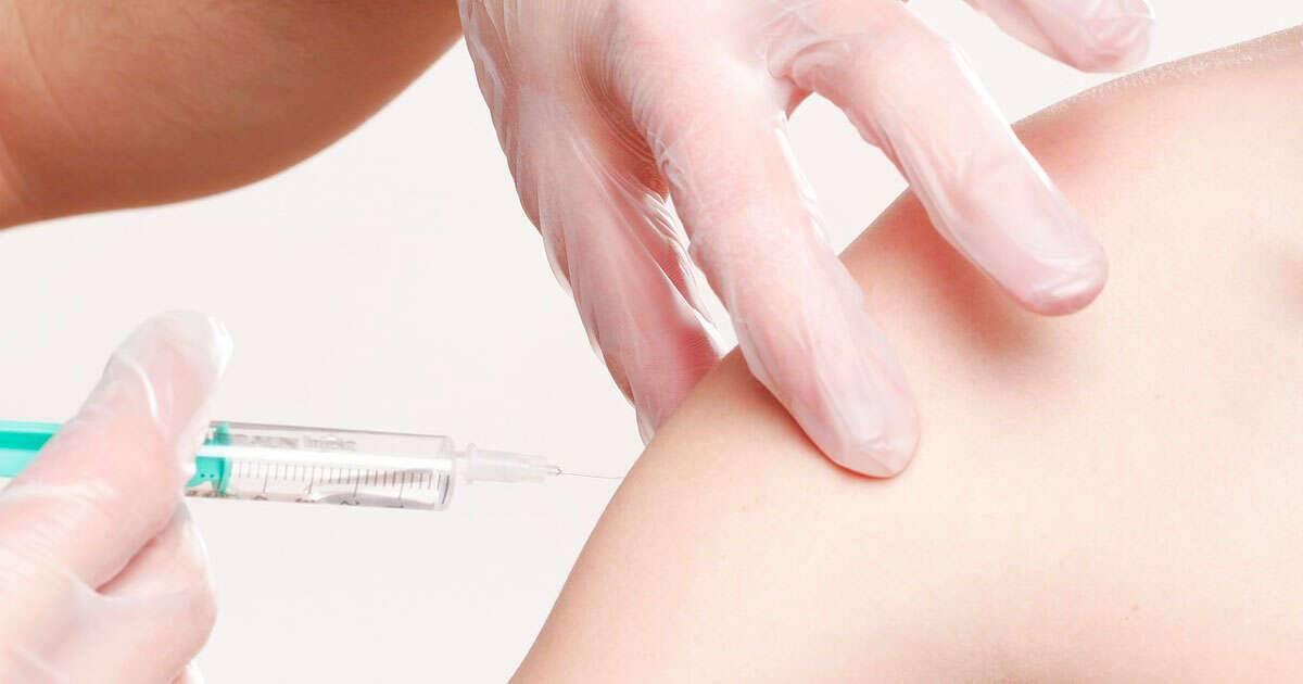 Effetti collaterali da vaccino anti Covid le prime testimonianze
