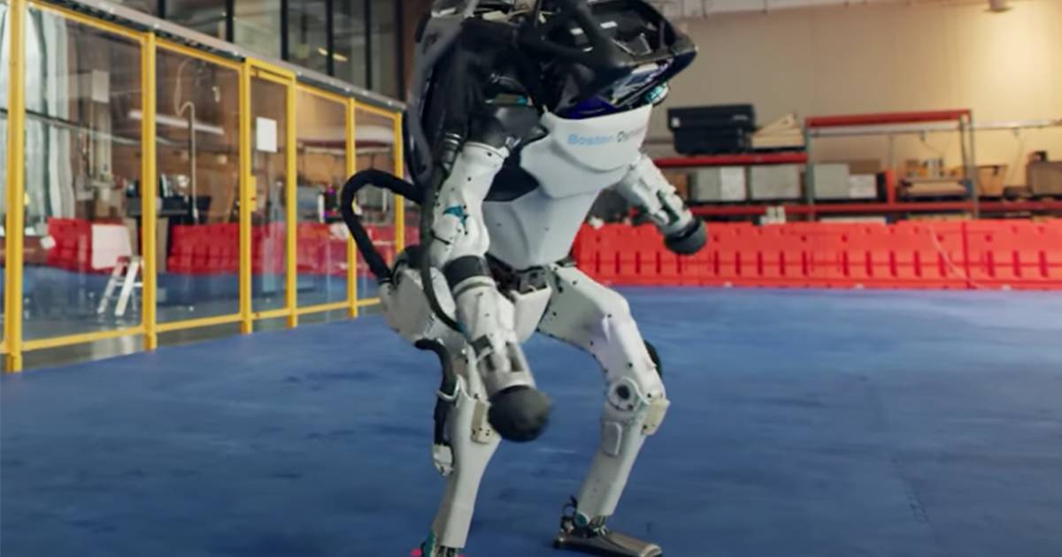 I robot di Boston Dynamics ballano sulle note di 8220Do You Love me8221 il video  impressionante
